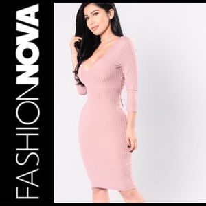 🔥Fashion Nova Dusty Pink Ribbed Dress - S